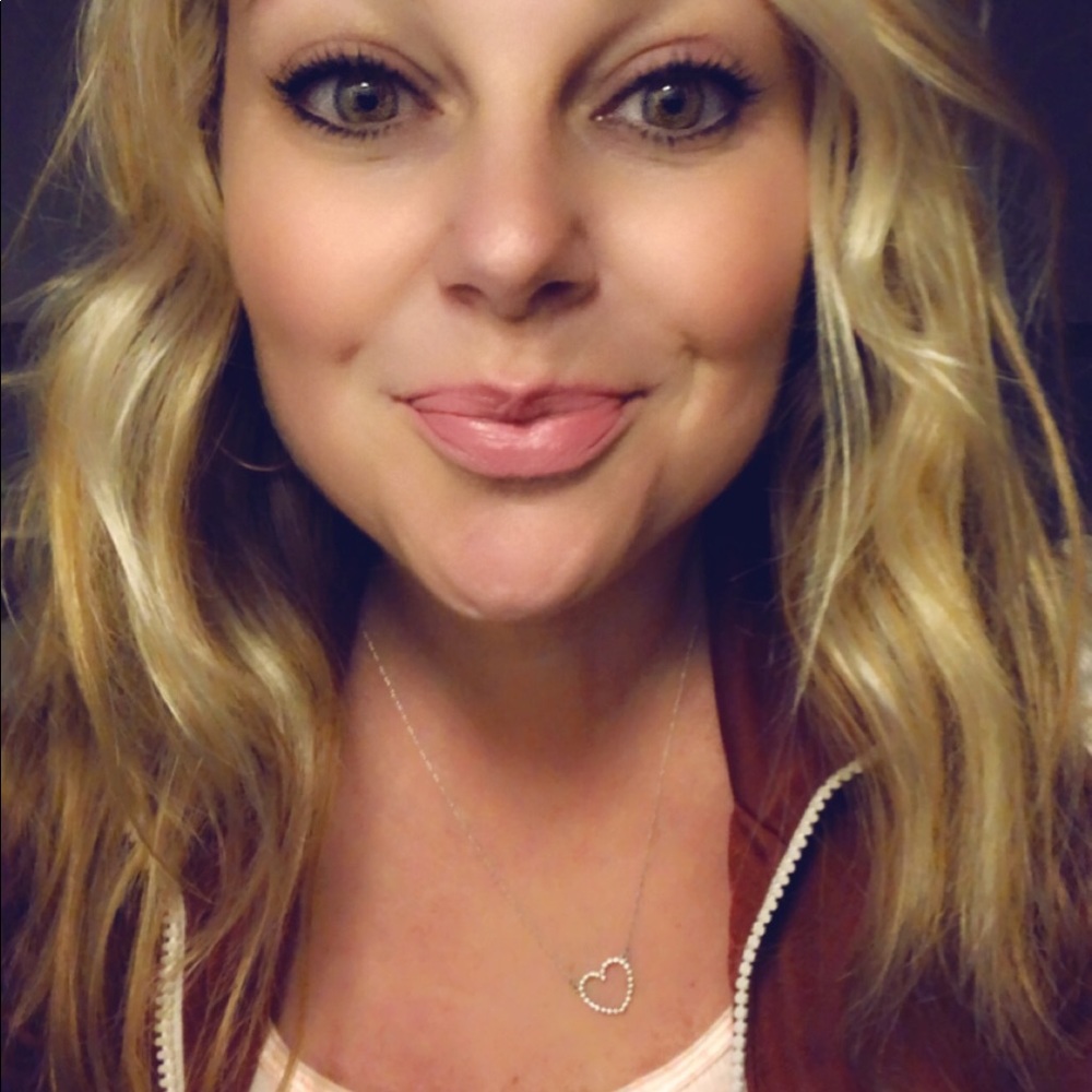 Meet your Posher, Kim